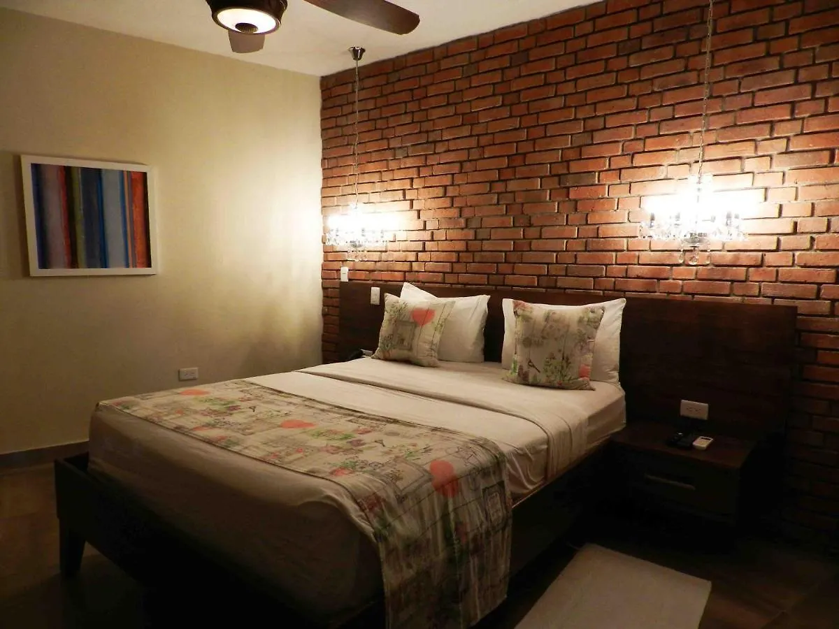 Mon Hotel Boutique Constanza